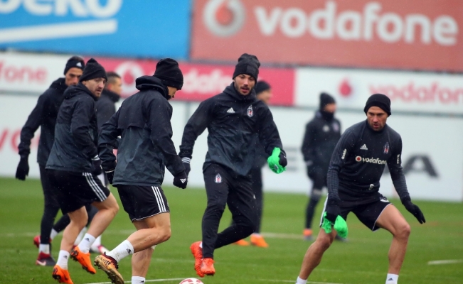 Beşiktaş, Fenerbahçe maçı hazırlıklarını sürdürdü