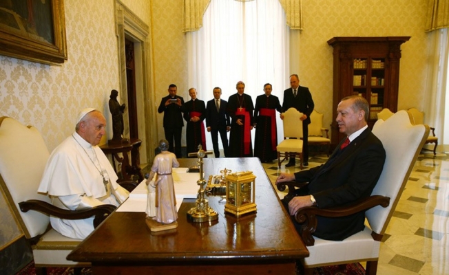 Cumhurbaşkanı Erdoğan Papa Francis ile görüştü