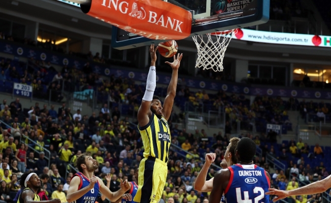 Fenerbahçe Doğuş: 100 - Anadolu Efes: 74