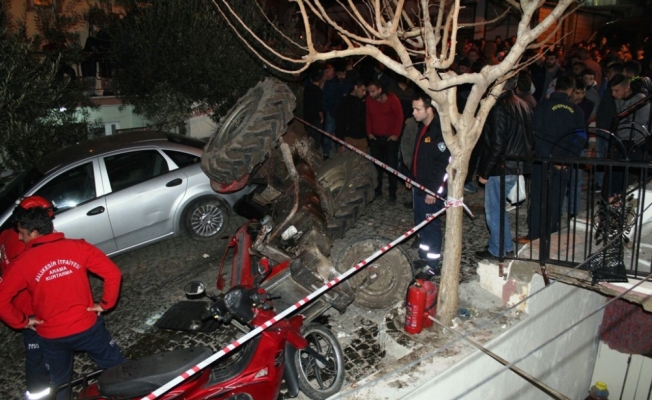 Freni patlayan traktör dehşet saçtı