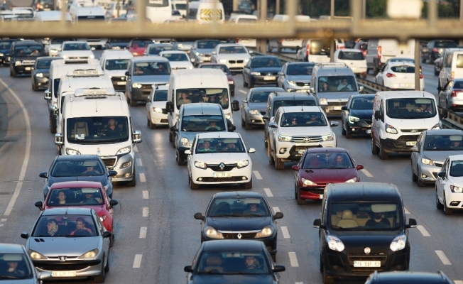 Trafiğe kayıtlı araç sayısı aralık sonunda 22.2 milyon oldu