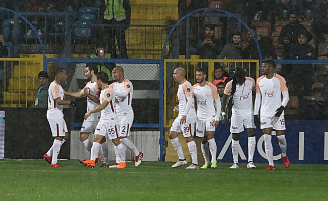 Aslan Karabük’te gol oldu, yağdı