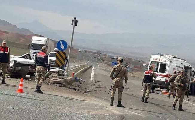 Iğdır’da ambulans kaza yaptı: 2 ölü, 6 yaralı