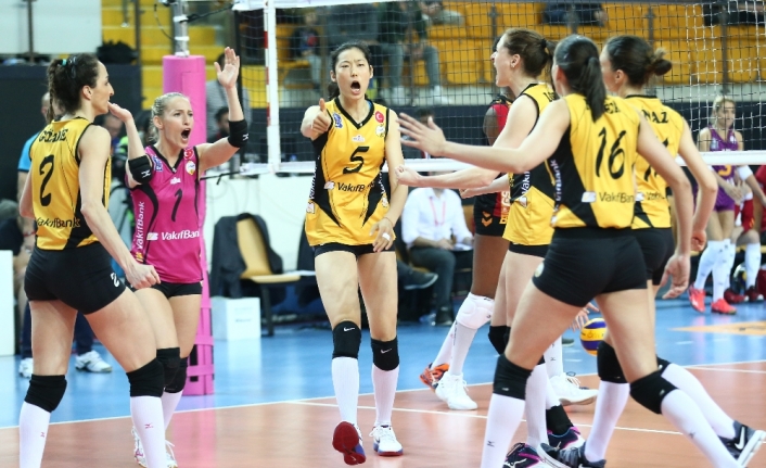 VakıfBank, Sultanlar Ligi’nde finalde