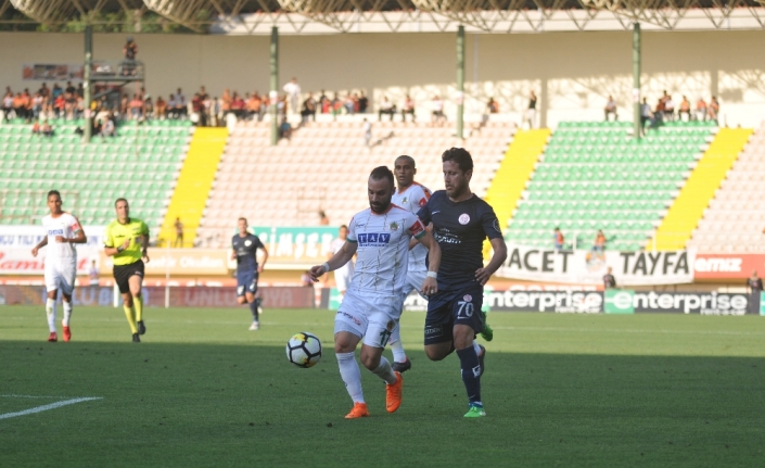 Alanyaspor, Antalyaspor’u devirdi