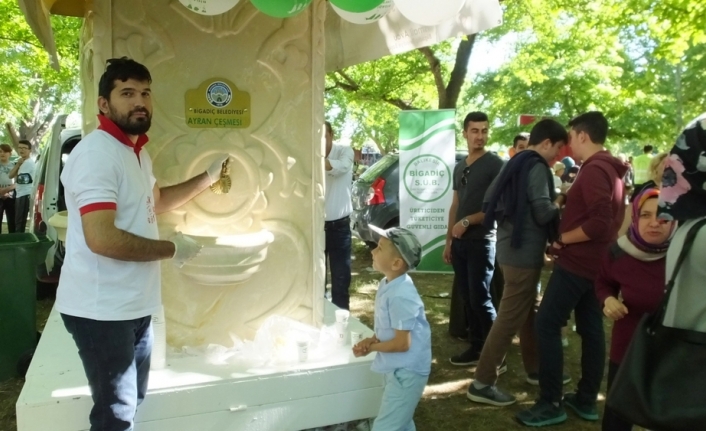 Ayran çeşmesinden 30 bin kişiye ikram