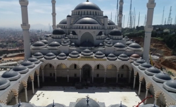 Çamlıca Camii Kadir Gecesini bekliyor