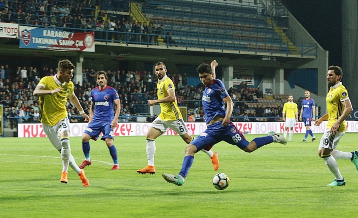 Fenerbahçe, Karabük’te gol oldu yağdı