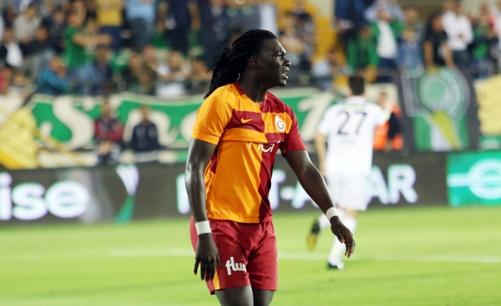 Gomis yine penaltı kaçırdı