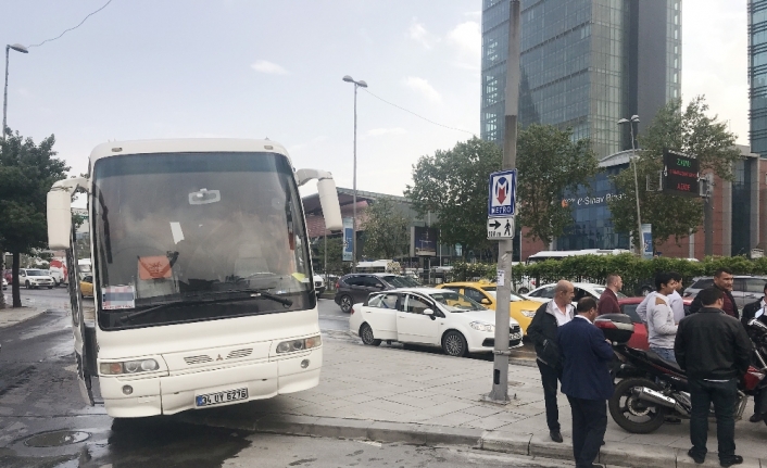 İstanbul’da yol verme kavgası kanlı bitti: 1 yaralı