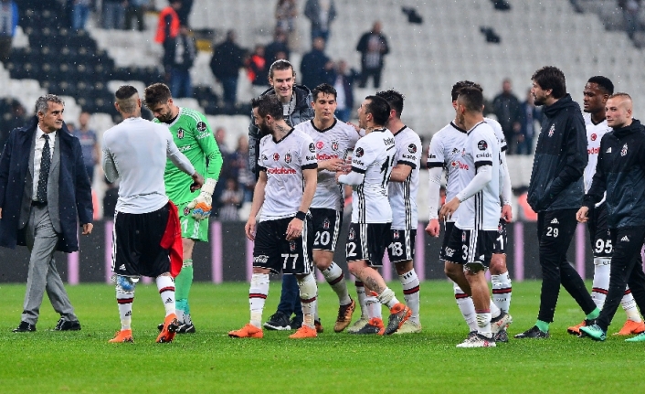 Şenol Güneş 100. maçını galibiyetle kapattı