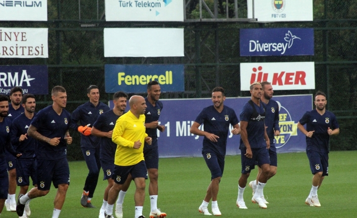 Fenerbahçe yeni sezon hazırlıklarına devam etti