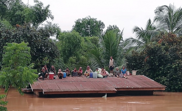 Laos’ta hidroelektrik barajı çöktü