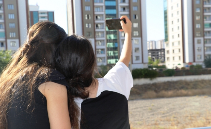Selfie bencillik duygusunu tetikliyor