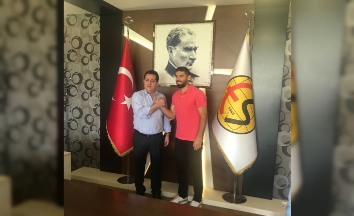 Sezgin Coşkun yeniden Eskişehirspor’da