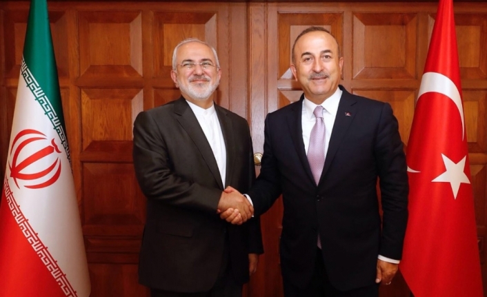 Bakan Çavuşoğlu, İranlı mevkidaşı Zarif ile bir araya geldi