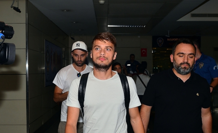 Beşiktaş Adem Ljajic’i resmen kadrosuna kattı