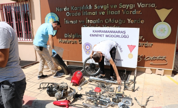 Çalınan motosikletini çuvalla geri aldı