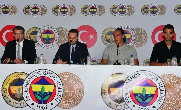 Fenerbahçe’de Frey ve Reyes imzaladı