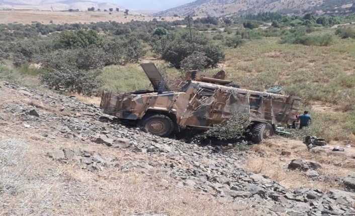 Hakkari’deki kazada 2 asker şehit oldu, 9 asker yaralı