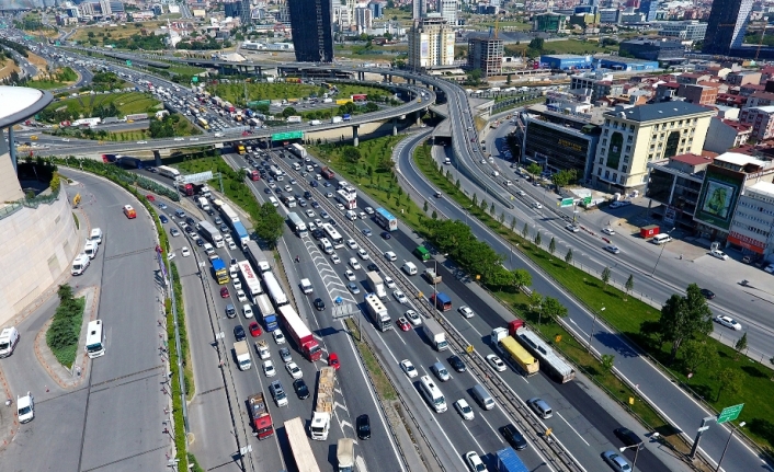 İstanbul’da yarın bu yollar trafiğe kapatılacak