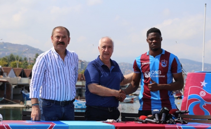 Trabzonspor Calep Ekuban ile sözleşme imzaladı