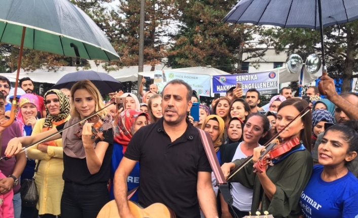 Haluk Levent’ten işten atılan işçilere ziyaret