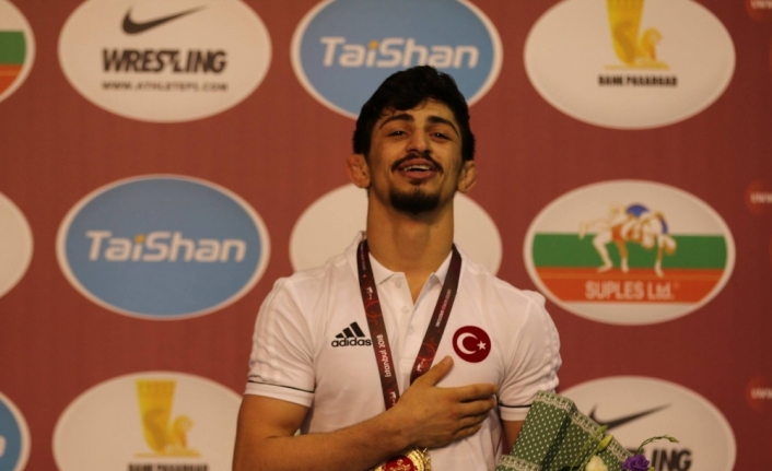 Kerem Kamal, Dünya şampiyonu