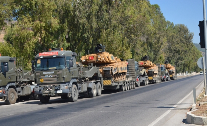 Tanklar Suriye sınırına gidiyor