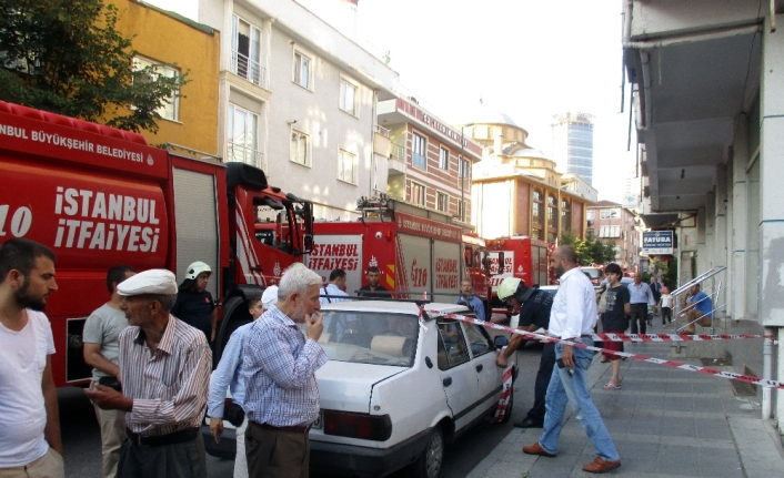 Üsküdar’da mobilya atölyesinde yangın paniği