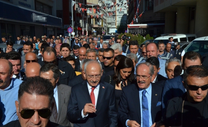 Kılıçdaroğlu Eskişehir ziyaretini tamamladı