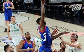 Anadolu Efes Milano deplasmanında