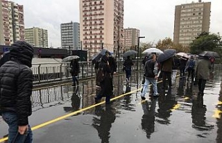 İstanbul’da beklenen yağış başladı