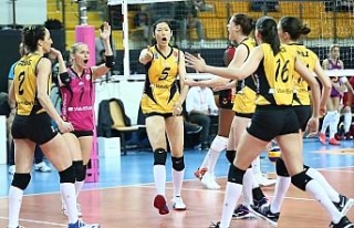 VakıfBank, Sultanlar Ligi’nde finalde