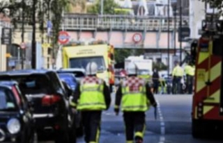 Londra’da metro istasyonunda patlama