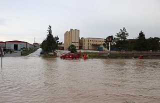 Sel trafiği de vurdu