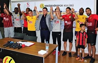 Eskişehirspor’dan imza şov