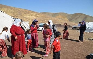 Gurbetteki göçerler yaylada bayramlaştı