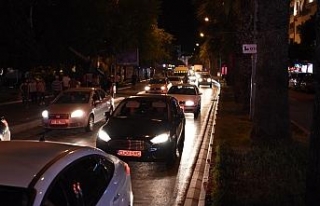 Çanakkale’de feribot yoğunluğu